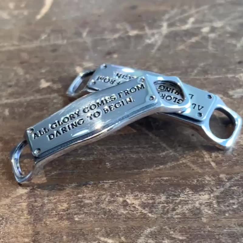 シルバー925 シューレースチャーム/日本製/送料無料/バイク/シルバーアクセサリー/男性へのプレゼント/SLC04 - 其他 - 純銀 銀色