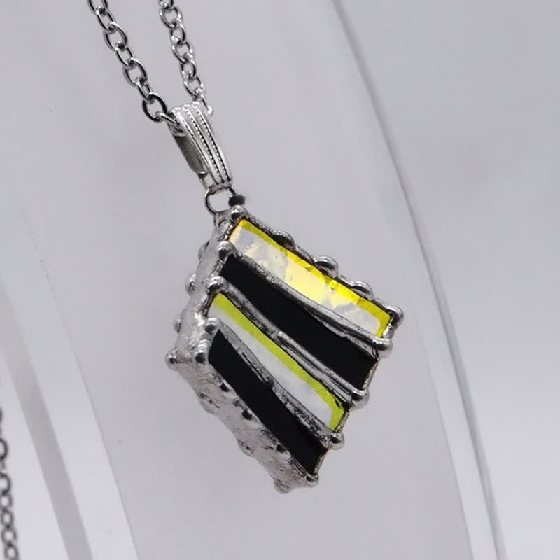 minuteness stained glass square pendant - Necklaces - Glass Multicolor