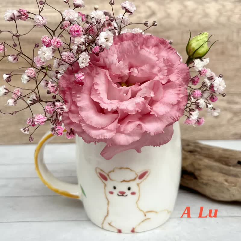 A Lu 羊咩咩陶酒桶杯/擺飾/花器/禮物 原創手繪  僅此一件 - 其他杯子 - 陶 多色