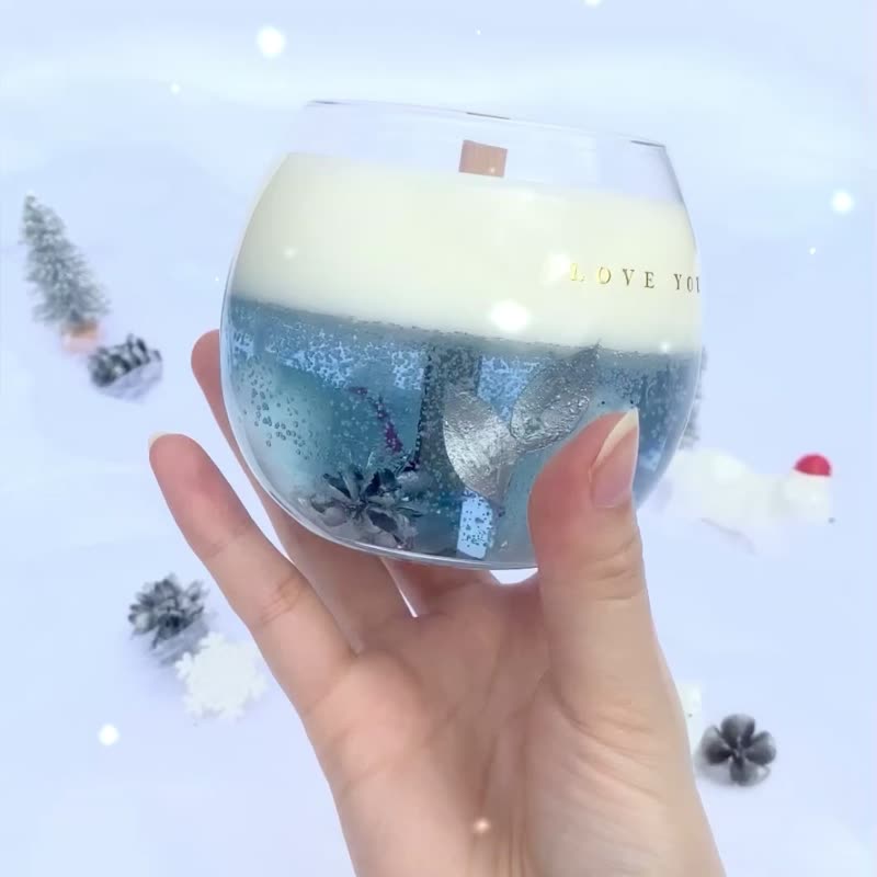 The Polar Express Candle | Handmade Scented Candle - เทียน/เชิงเทียน - ขี้ผึ้ง สีน้ำเงิน