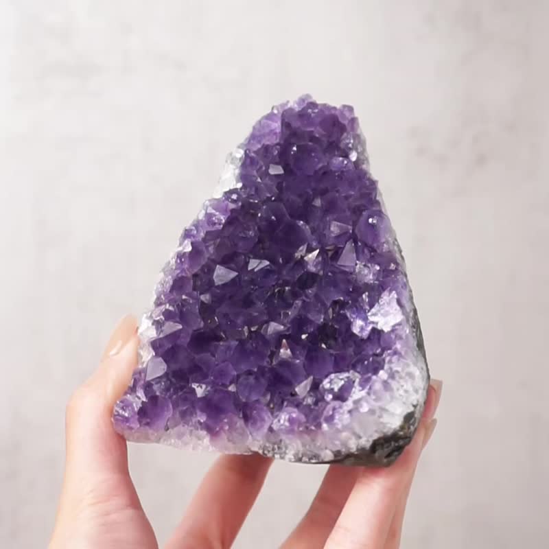 紫晶鎮 // 開運招財 智慧創意 鎮宅化煞 紫水晶 // 贈底座 - 擺飾/家飾品 - 水晶 紫色
