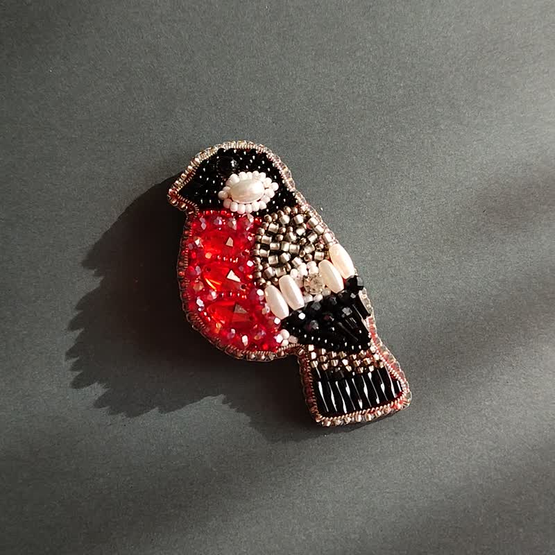 串珠紅腹灰雀胸針  聖誕知更鳥胸針  鳥形胸針  紅腹灰雀別針 - 胸針 - 玻璃 紅色