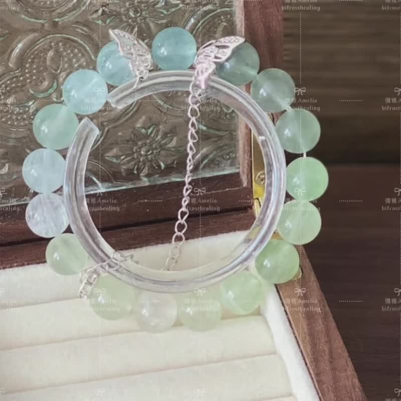 青提琴丨青姿曼妙丨灌注天使靈氣高品白水晶葡萄石手串丨彌雅原創 - 手鍊/手環 - 水晶 綠色