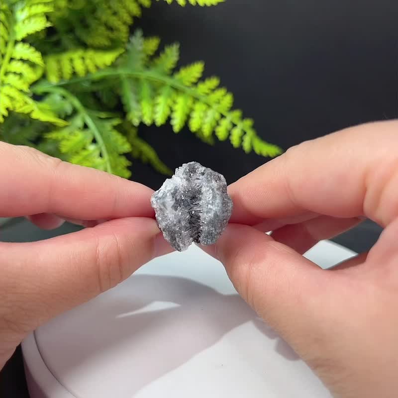 水晶晶洞活口戒指 隨形閃片白色晶簇原石標本複古手工指環 S925銀 - 戒指 - 水晶 