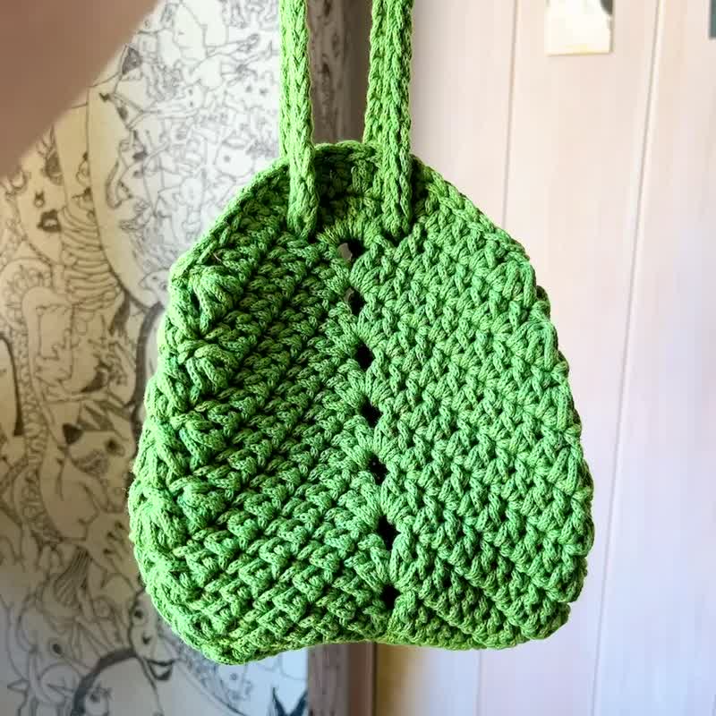 Korean style hand hook 4-corner narrow bag grass green optional color customization - Handbags & Totes - Cotton & Hemp Green