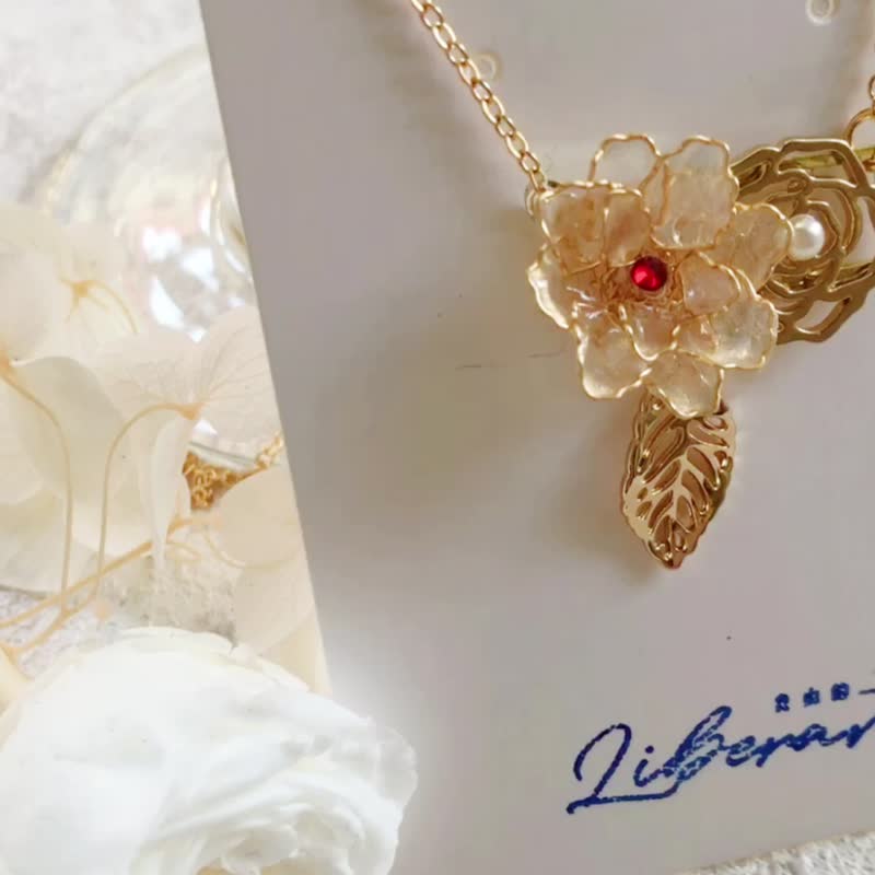 珍珠玫瑰花園－玫瑰項鍊 - 項鍊 - 樹脂 金色