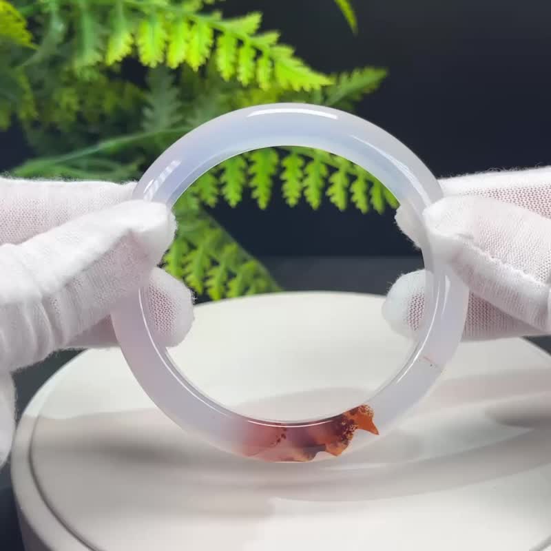 精品 白色 瑪瑙手鐲 59MM 冰潤起剛飄朱砂花 玉髓手環 心靈凈化 - 手鍊/手環 - 半寶石 白色