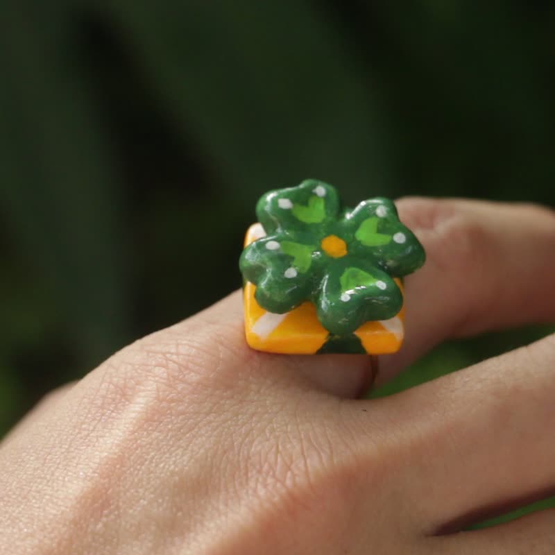 Lucky Four-Leaf Clover Rotating Clay Hand-Painted Ring - General Rings - Other Materials 