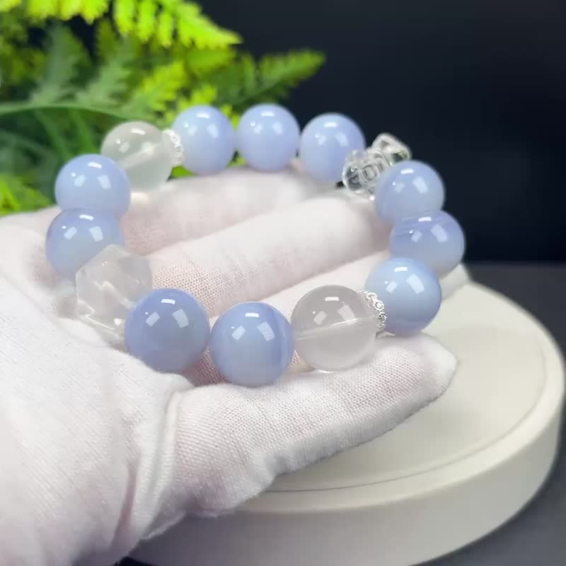精品設計款多寶手串白水晶奶白晶藍紋瑪瑙搭配刻面珠降魔杵女解壓 - 手鍊/手環 - 半寶石 多色