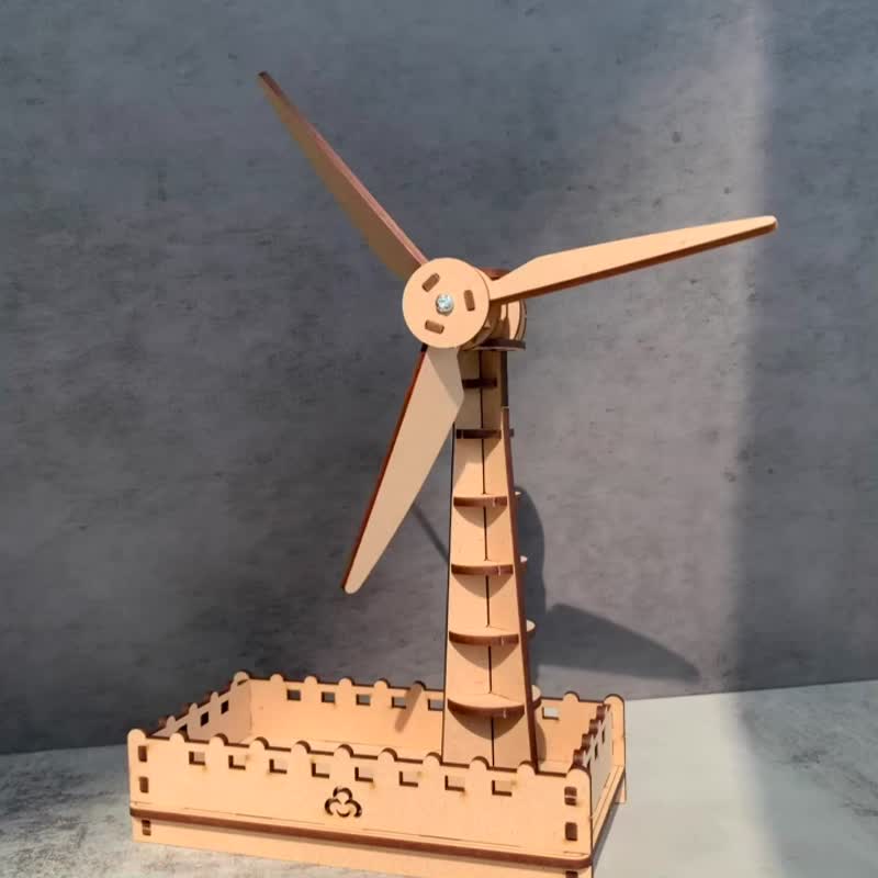 [Handmade DIY] Windmill wind power rotatable storage box wooden texture - Wood, Bamboo & Paper - Wood Brown