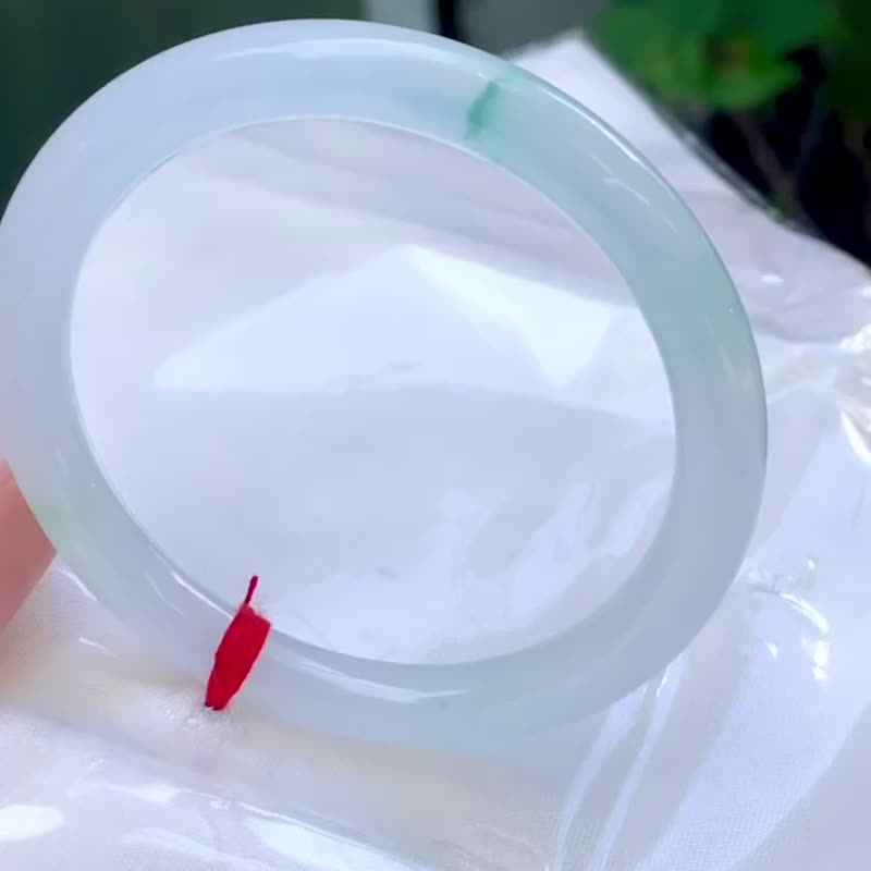 冰種翡翠天然翡翠玉鐲A玉手鐲 玉鈪 • 冰種飄花翡翠圓鐲 - 手鍊/手環 - 玉石 綠色