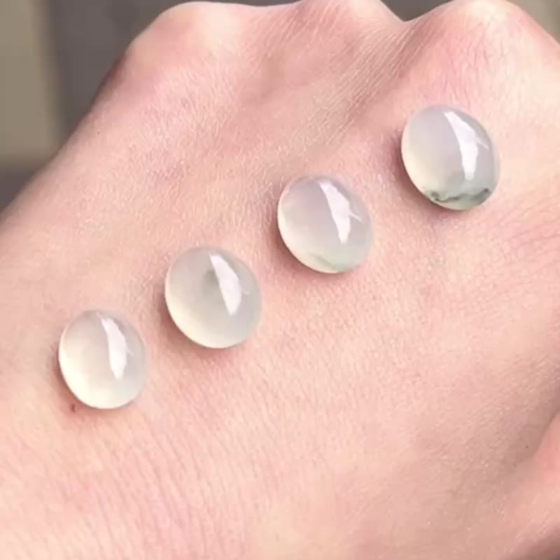 冰種 天然翡翠 緬甸翡翠A玉 玉鐲 • 玻璃種白剛飄花翡翠蛋面裸石 - 其他 - 玉石 白色