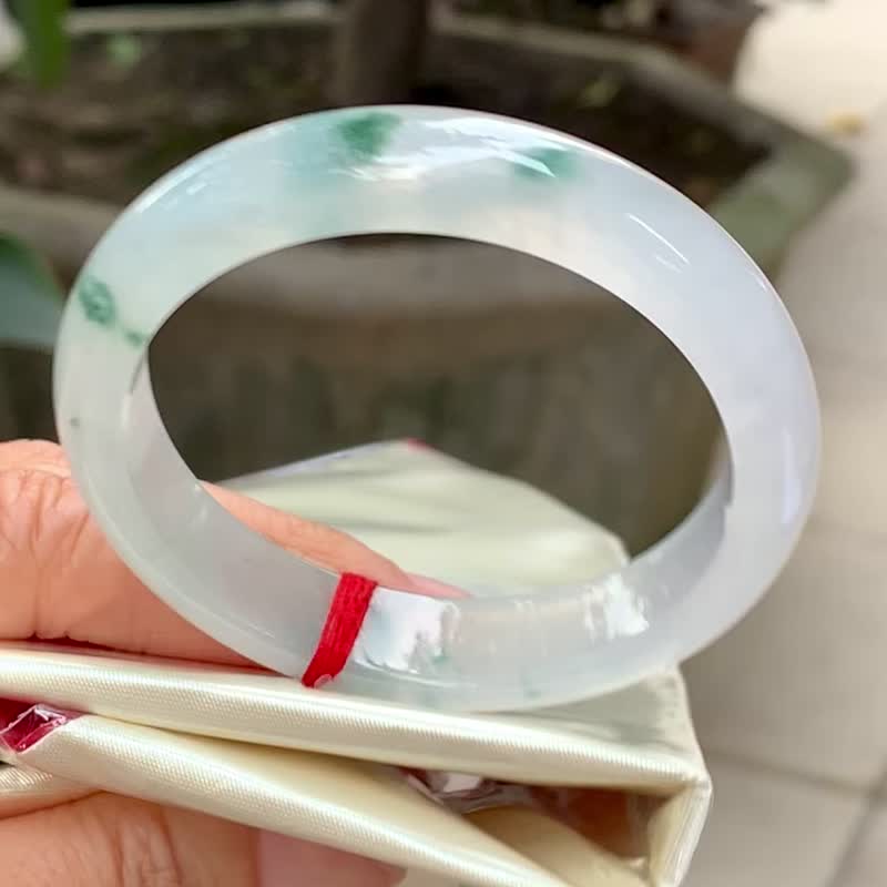 冰種翡翠天然翡翠玉鐲A玉手鐲 玉鈪 • 冰種熒光飄花翡翠福鐲 - 手鍊/手環 - 玉石 綠色