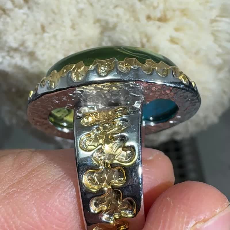 リングサイズ 7.5、ハンドメイド アンバー リング、ブルー＆ターコイズのカラーチェンジ アンバー - リング・指輪 - 半貴石 ブルー