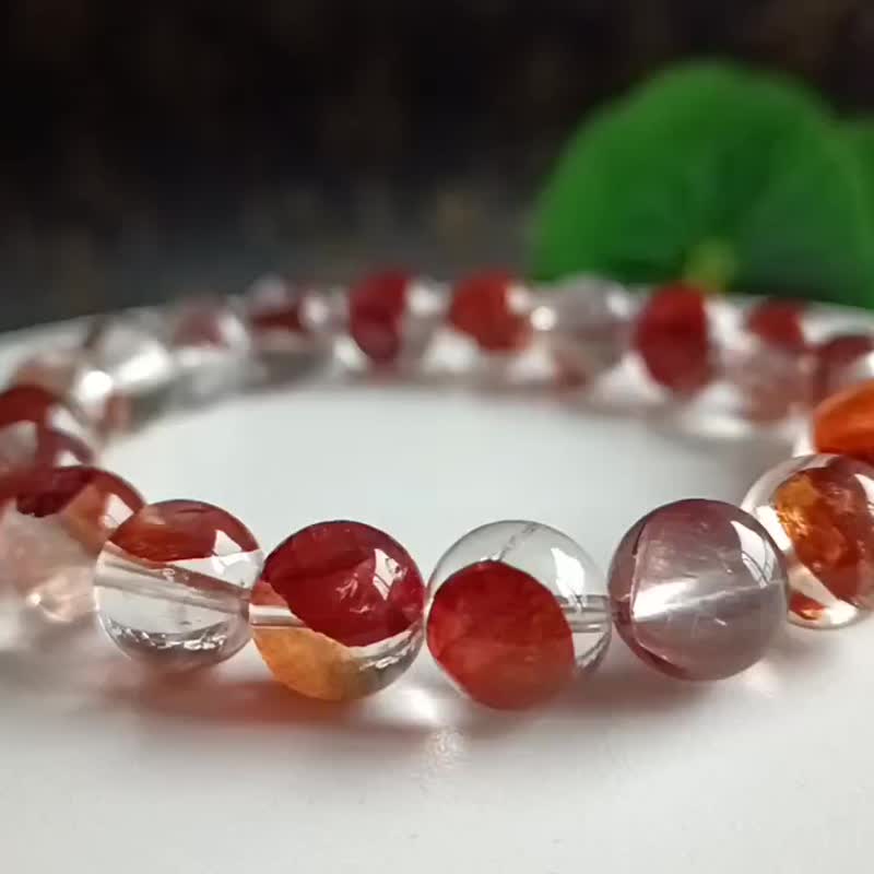 【沁朱痕】天然高冰體牛血紅膠花手串手鏈 - 手鍊/手環 - 水晶 