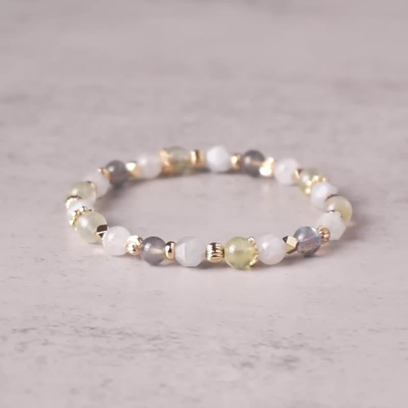 Lime Soda // Prehnite Stone Ocean Sapphire Labradorite Bracelet // Healing Creativity - Bracelets - Crystal Green