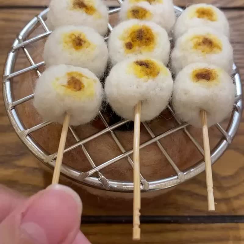 日式烤糰子 羊毛氈口金包 - 零錢包/小錢包 - 羊毛 白色