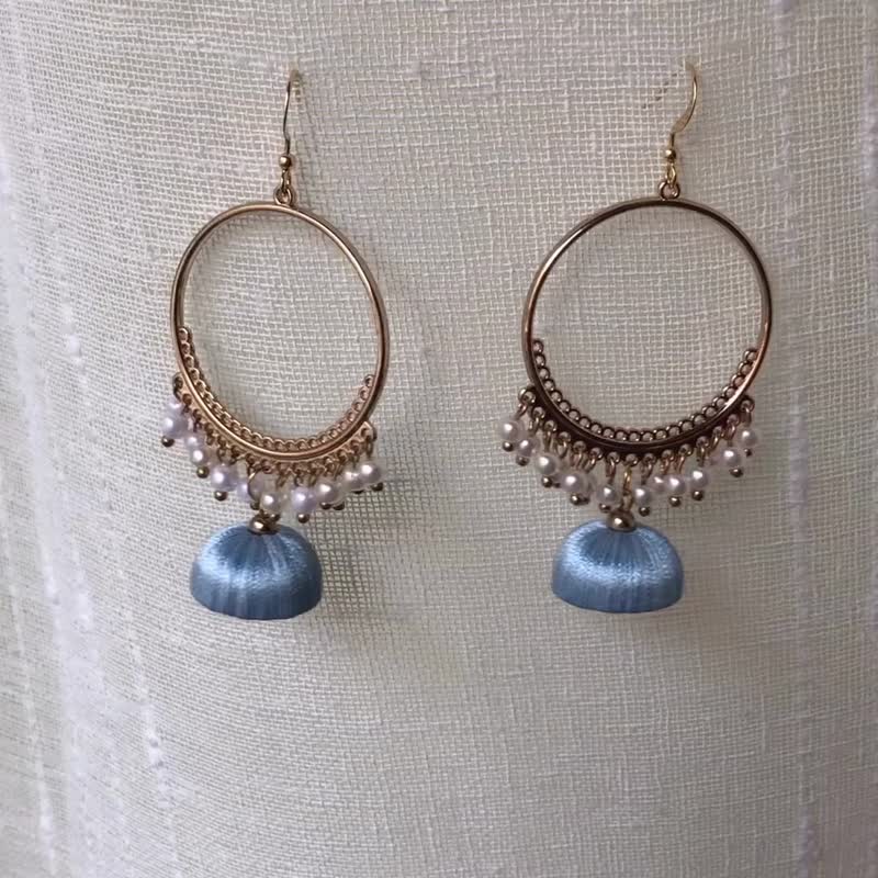 งานปัก ต่างหู สีน้ำเงิน - Hand Embroidered Indian Style Earrings Circle Pearl Two Tone Embroidery thread