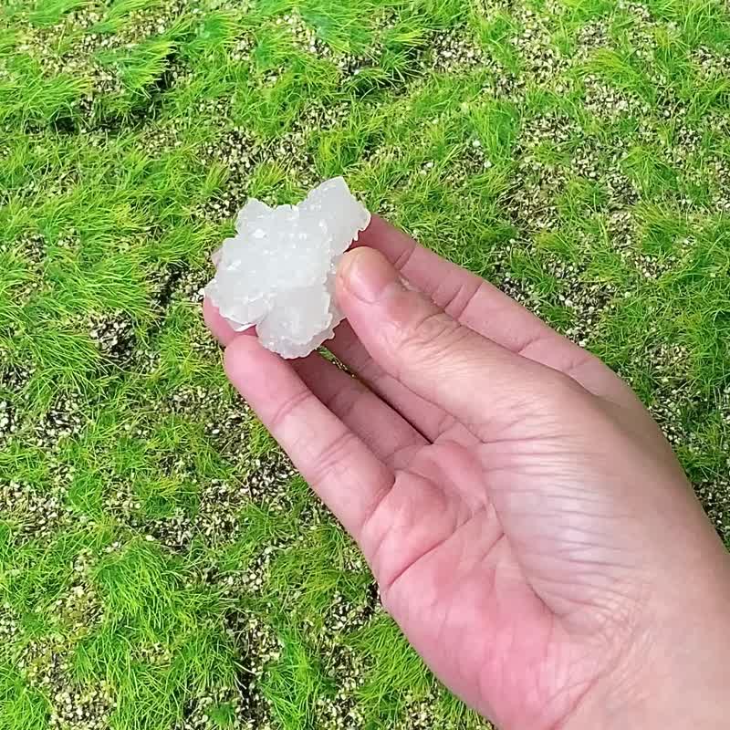 天然原礦可愛純淨白色鑽石魚眼石晶花 可消磁晶石飾品 快速出貨 - 擺飾/家飾品 - 水晶 白色