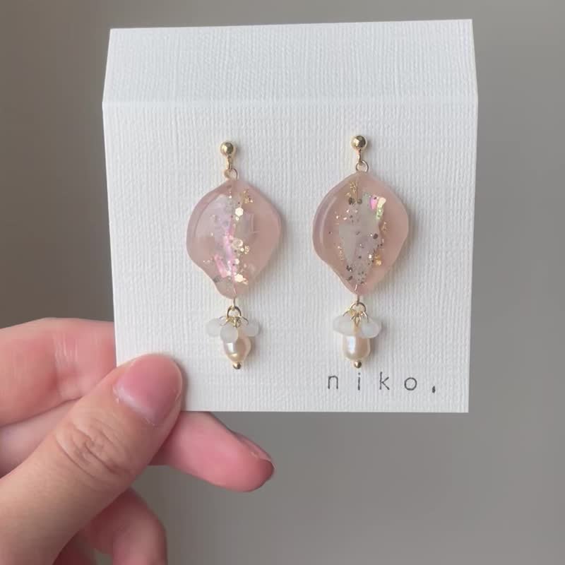 Handmade Earrings Pink Japanese Handmade Artist - ต่างหู - เรซิน สึชมพู