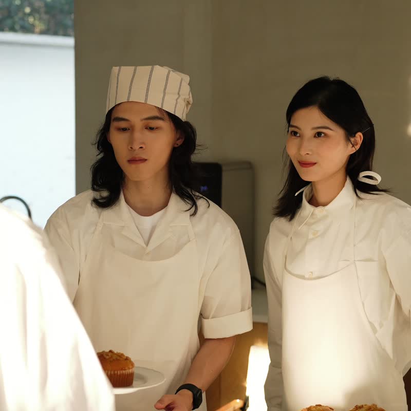 鹿造LUZAO 系帶掛脖圍裙烘培咖啡半身圍腰日料花藝輕薄工作服 - 圍裙 - 棉．麻 