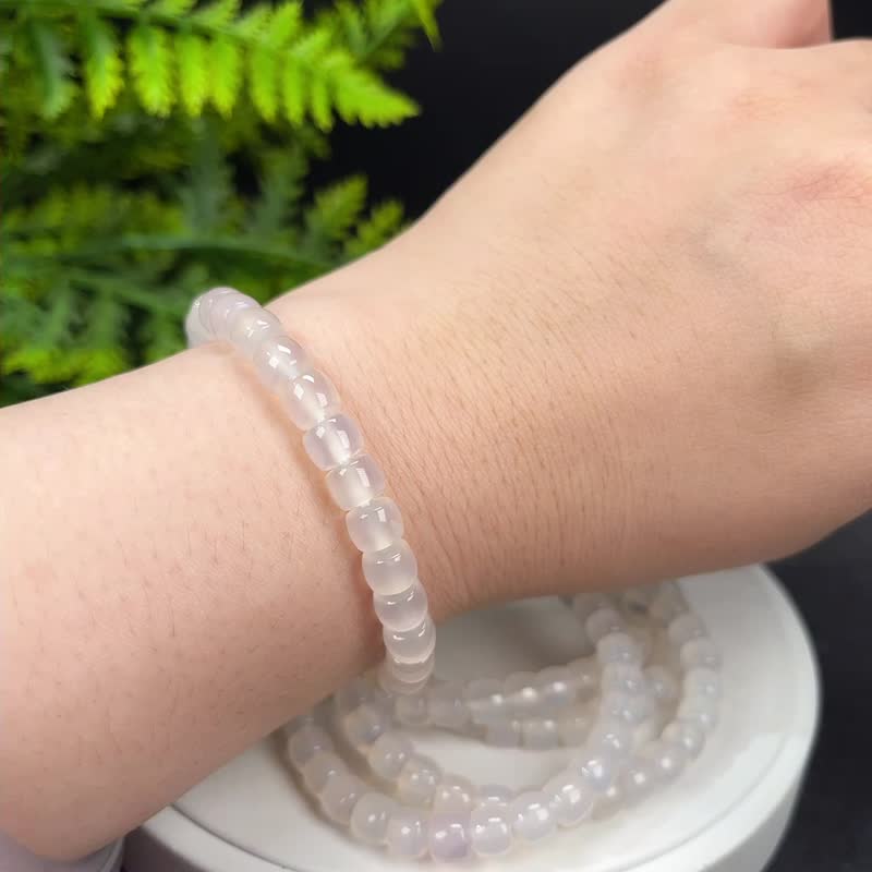 Natural white agate bracelet ice transparent light straight cut barrel beads litchi jelly stacking single circle female smart and beautiful 7mm - สร้อยข้อมือ - เครื่องประดับพลอย ขาว