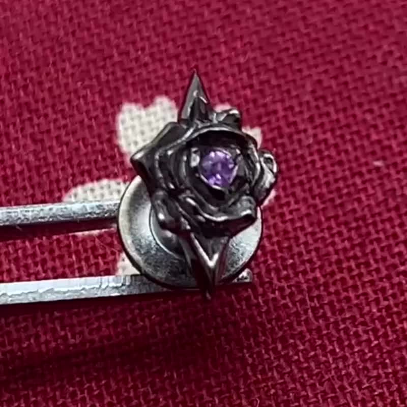 黒薔薇 シルバー925 ピアス/アメジスト/シルバーアクセサリー/ゴシック パンク/送料無料/日本製 - 耳環/耳夾/耳骨夾 - 純銀 黑色