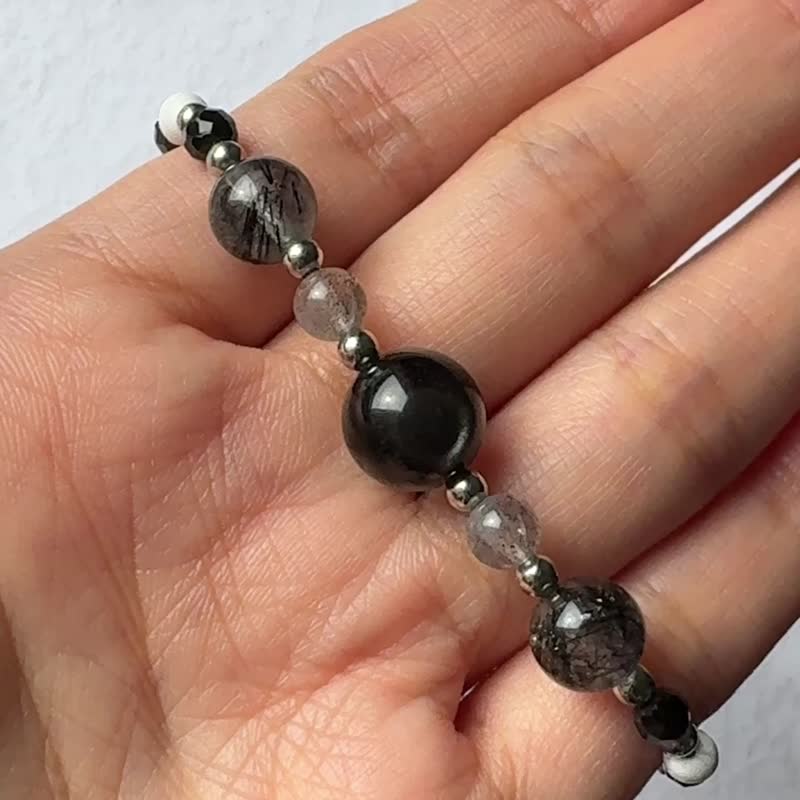 To ward off evil spirits and protect against villains’ insights| Silver Stone, black crystal, white turquoise, labradorite, and black tourmaline bracelet - สร้อยข้อมือ - คริสตัล สีดำ