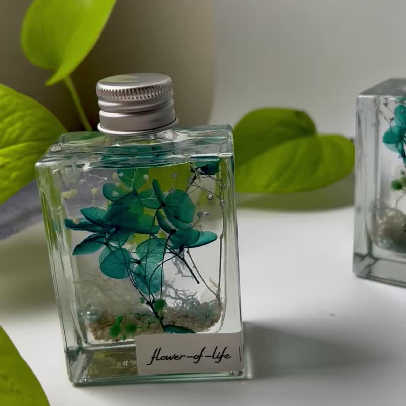 【flower-of-life】oil slick plant specimen Japanese high permeability oil slick marine bottle - ช่อดอกไม้แห้ง - พืช/ดอกไม้ สีน้ำเงิน