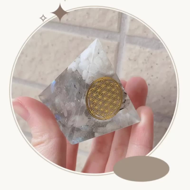 【月亮石+灰月亮石】奧根能量塔Orgonite (6cm/5cm/4cm) - 擺飾/家飾品 - 水晶 