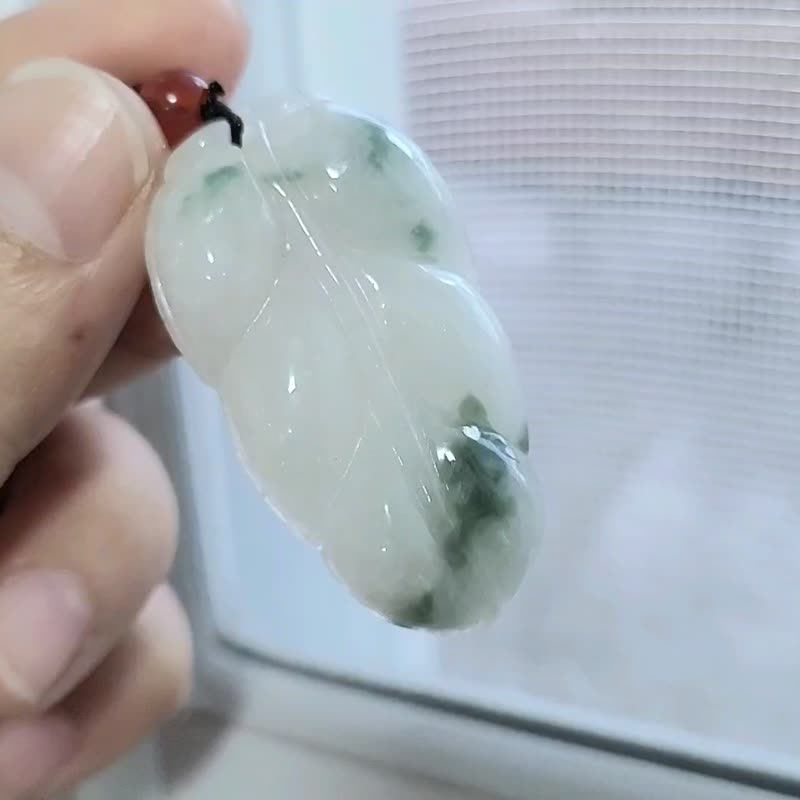 【親翠】天然翡翠 冰牛奶底飄藍綠花開枝散葉事業有成 | 冰美葉子 - 項鍊 - 玉石 綠色
