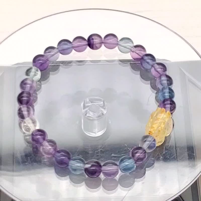 Natural titanium crystal Pixiu paired with colorful Stone crystal bracelet*brings good fortune*brings good luck - สร้อยข้อมือ - คริสตัล หลากหลายสี