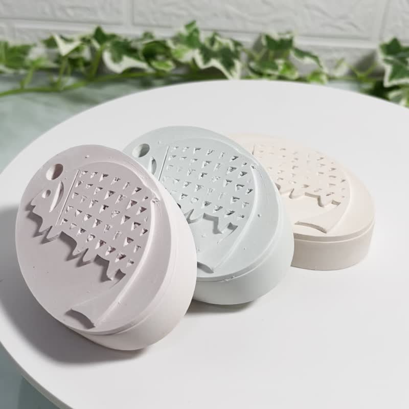 Ancient Coin Aroma Stone Ornament - น้ำหอม - วัสดุอื่นๆ ขาว