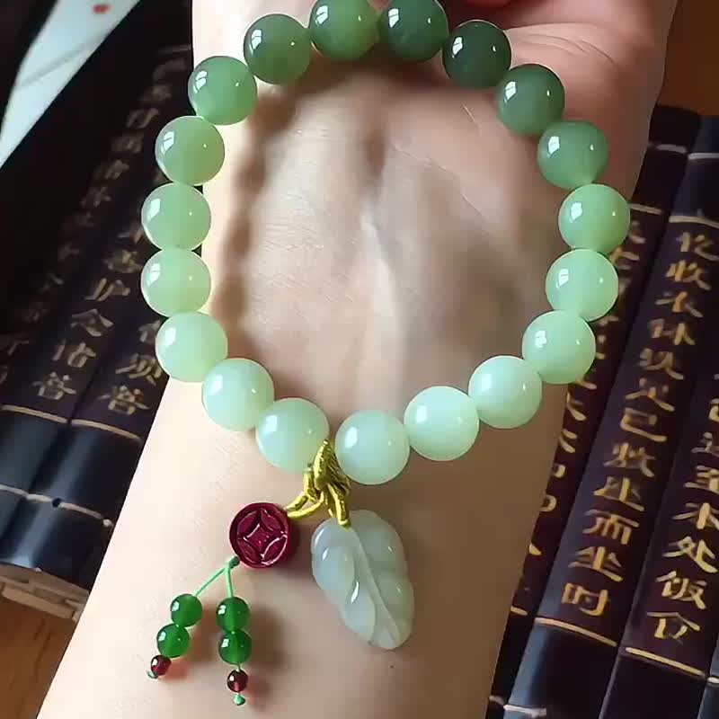 和田玉 漸變色10公釐手鏈 搭配 和田玉 如意 硃砂 吊墜 料子細膩 - 手鍊/手環 - 水晶 