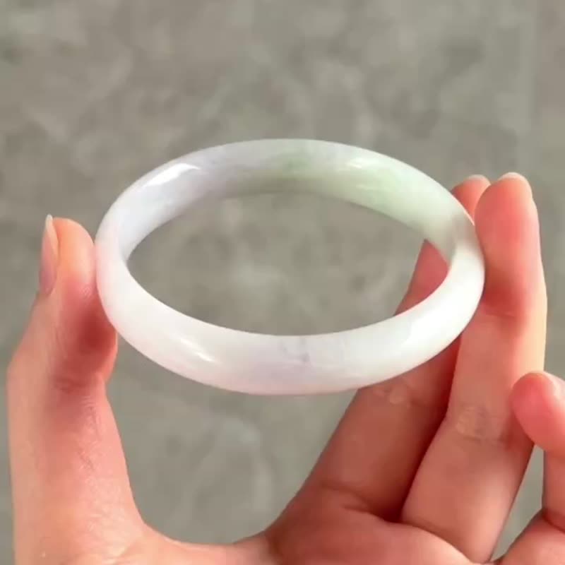 冰種 天然翡翠 緬甸 A玉 玉鐲 • 糯冰種淡春帶彩福鐲 - 手鍊/手環 - 石頭 紫色