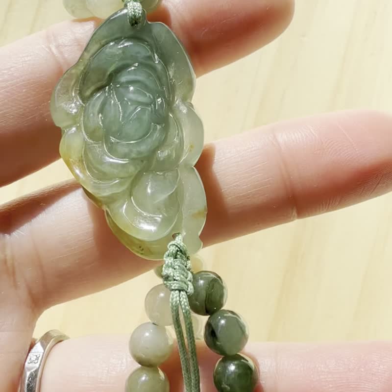 Handmade Jade Bracelet - Forest Green Rose Semi-Bangle Bracelet - 手鍊/手環 - 玉石 綠色