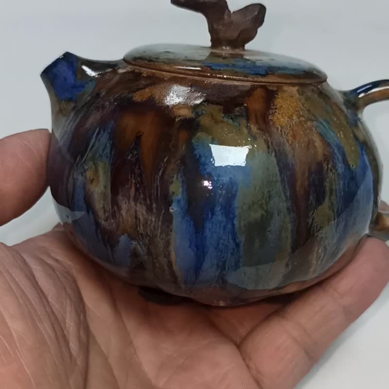 Hand-drawn Xishi pot fired with colorful splash-ink glaze - Teapots & Teacups - Pottery Multicolor