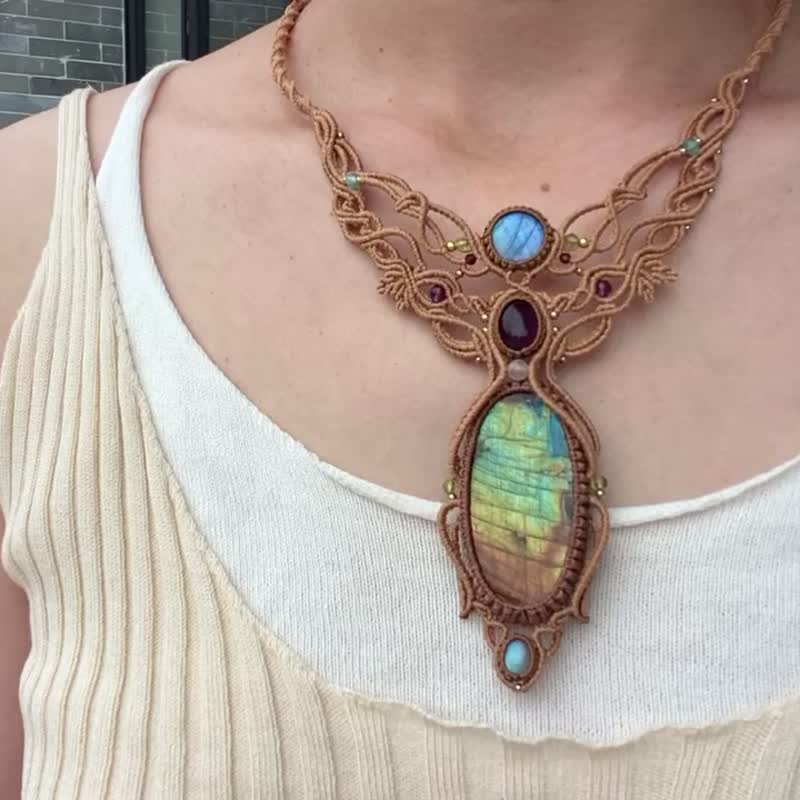 | MC |彩光拉長石紫水晶項鏈 necklace 波西米亞風 蠟線編織 - 項鍊 - 半寶石 