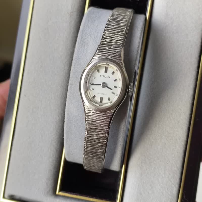 Citizen second-hand watch/retro clock/clock/old watch/vintage watch/women’s watch - Women's Watches - Other Metals Silver