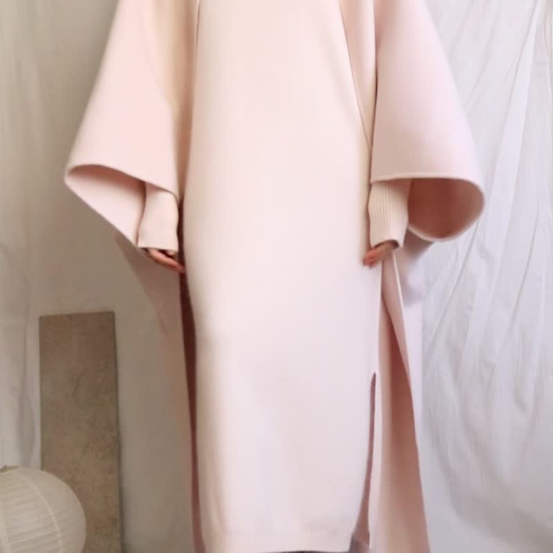 【下單訂製】Claudette Dress 套頭喀什米爾羊毛洋裝 貝殼粉白 - 洋裝/連身裙 - 羊毛 