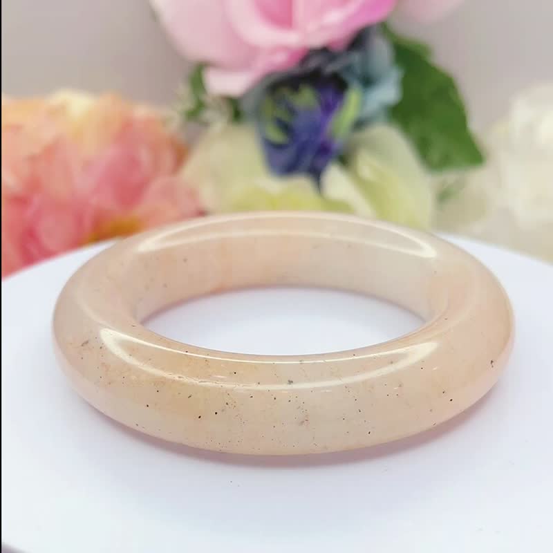 NO.41稀有冰桃花粉佘太翠玉鐲 內徑52MM 圈口 胖圓條 手環 胖圓鐲 - 手鍊/手環 - 玉石 多色