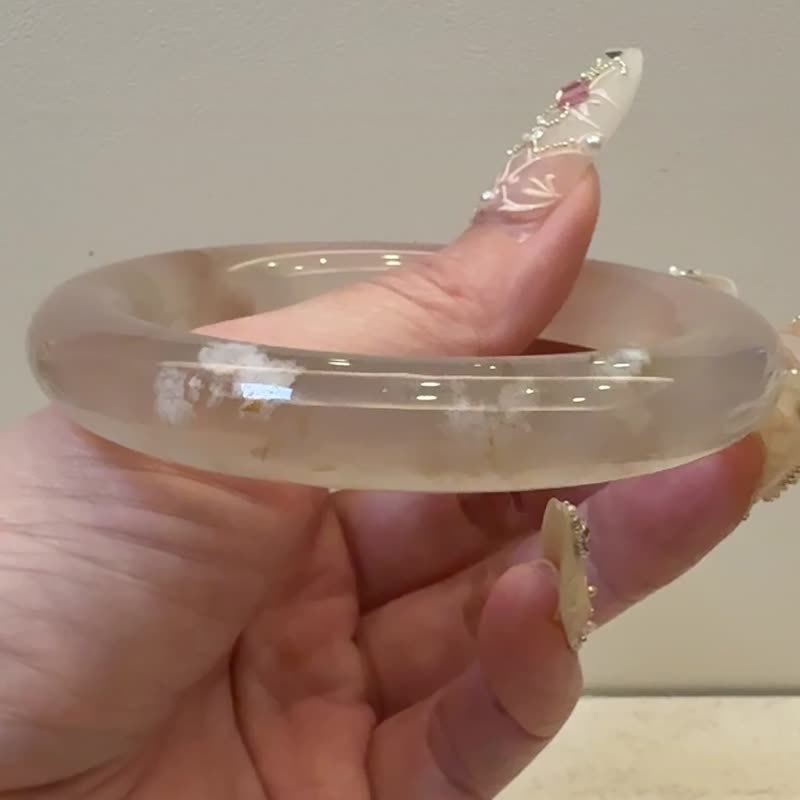 櫻花瑪瑙手鐲 瑪瑙手鐲高級烟灰高冰底成形花蒲公英小清新圈口55 - 手鍊/手環 - 玉石 