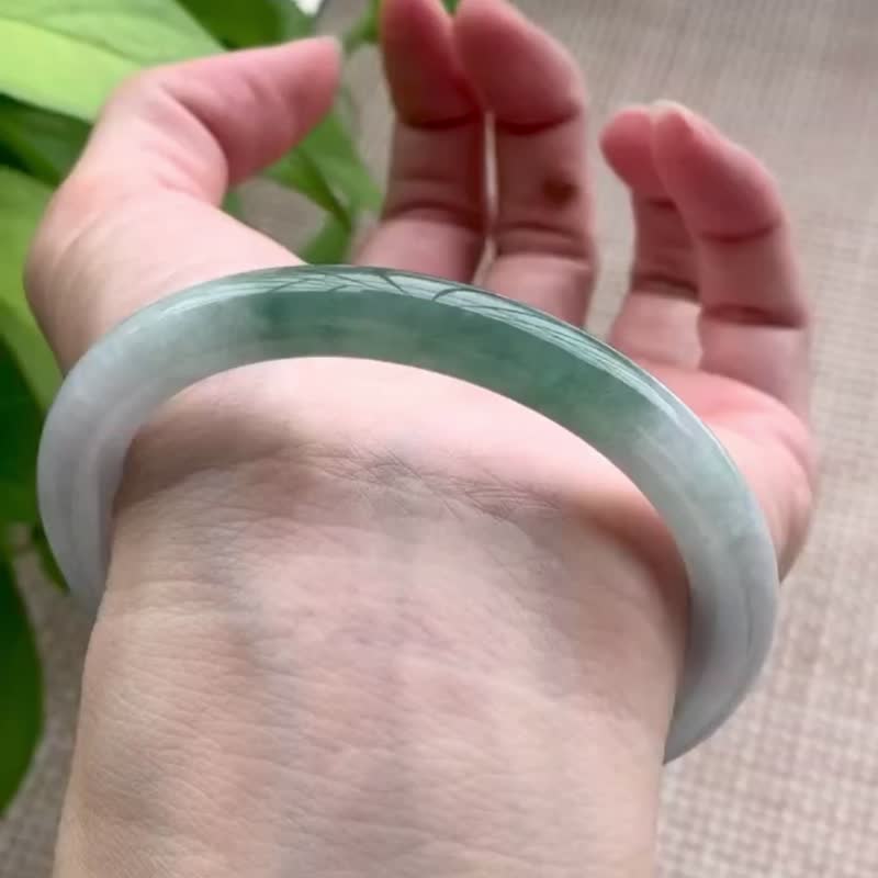 冰種 天然翡翠 緬甸 A玉 玉鐲 • 糯冰種春帶彩翡翠圓鐲 - 手鍊/手環 - 玉石 紫色