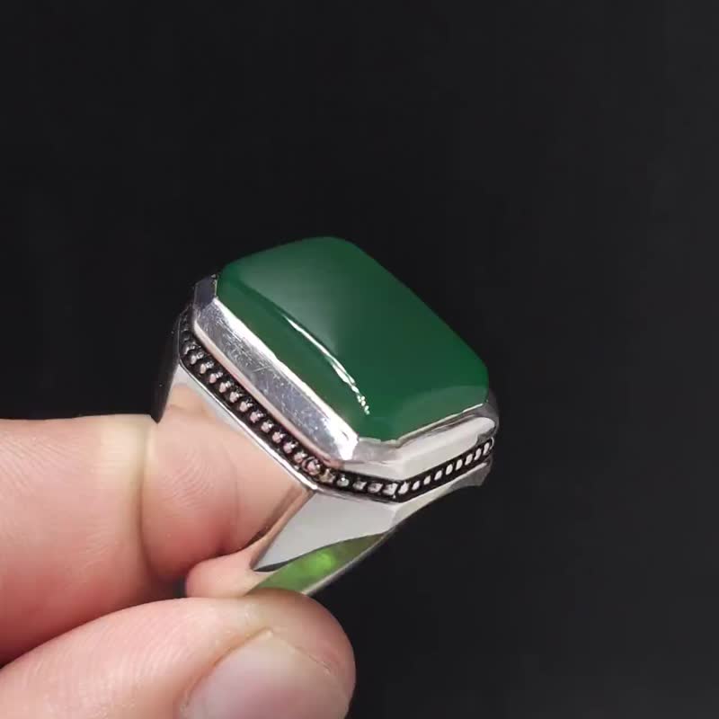 925 純銀戒指，天然深綠瑪瑙，簡約雅緻 - 戒指 - 寶石 綠色