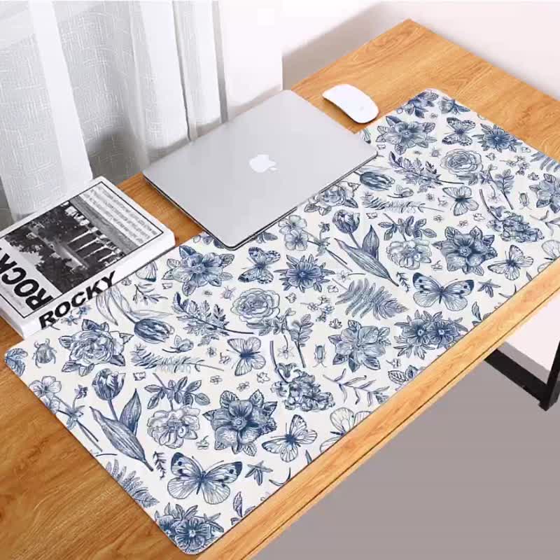 多用途防水止滑辦公桌墊 滑鼠墊餐墊(可來圖客製尺寸)-經典紅格紋 - 餐桌布/桌巾/餐墊 - 人造皮革 