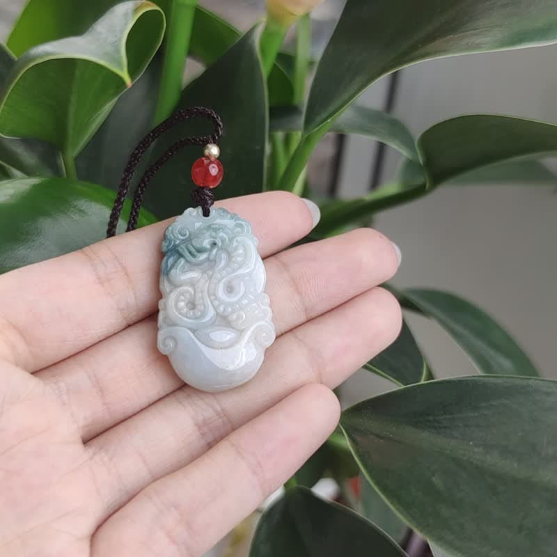 Natural Burmese Jadeite Pendant Necklace Product A - สร้อยคอ - หยก สีเขียว