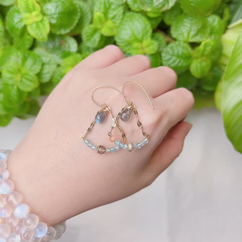 Light jewelry drop gold chain framed earrings crystal - ต่างหู - คริสตัล สีเทา