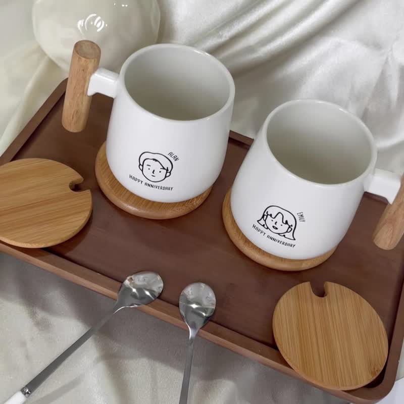 [Customized] Customized wedding anniversary gift wooden handle ceramic mug set for couples - แก้วมัค/แก้วกาแฟ - ดินเผา 