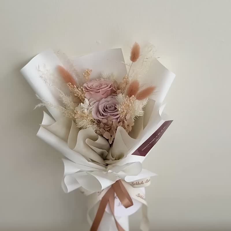 【永生玫瑰花花束】• 情人節/永生玫瑰花/永生玫瑰花花束/玫瑰花 - 乾燥花/永生花 - 植物．花 卡其色