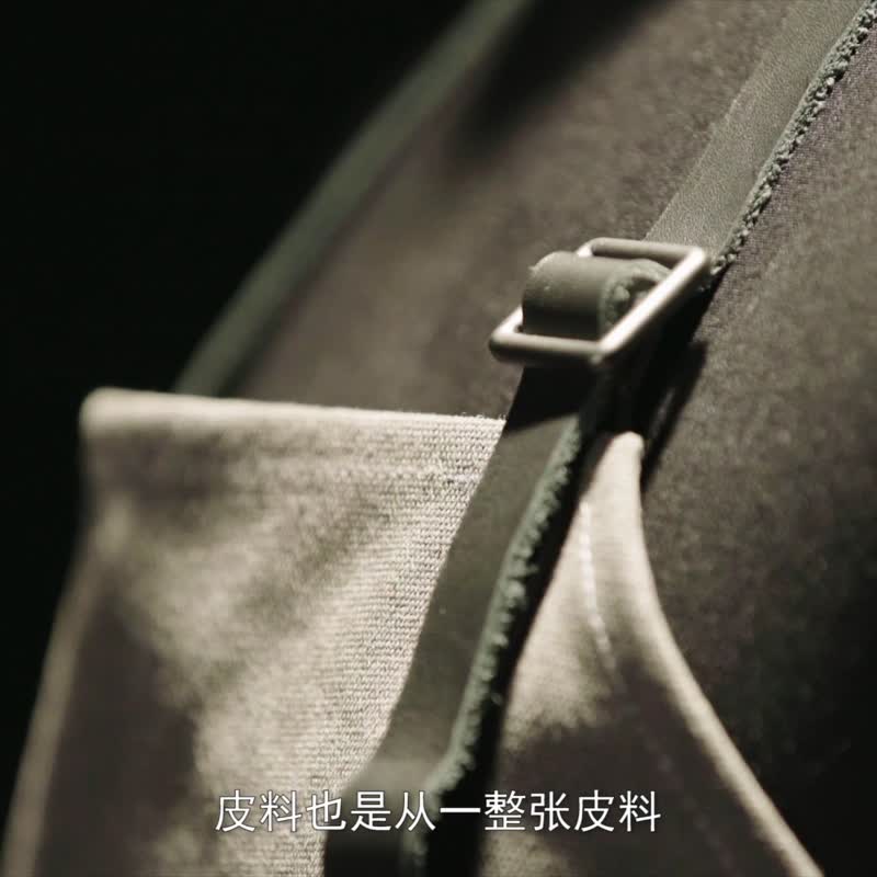 LUZAO Adjustable Washed Distressed Canvas Apron - Iron Grey - Artisan Workwear - Aprons - Cotton & Hemp Gray